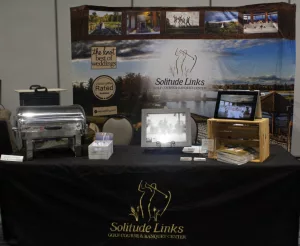 solitudelinks_booth