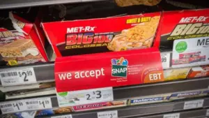 food-stamps-ap-hb-180213_3x2_992-jpg