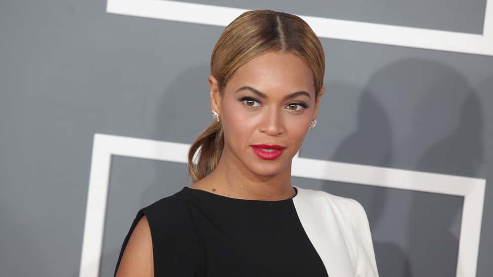 Beyoncé Drops A New Holiday Themed Merchandise Collection | Kool 94