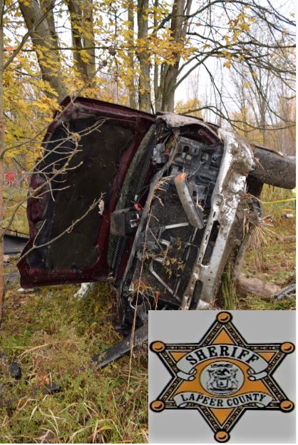 One dead following Lapeer County rollover | WSAQ