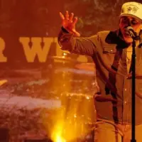 m_tuckerwetmoreonkimmel_11172581943