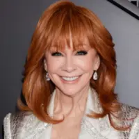 m_rebamcentiregrammy2026cbsposed440323