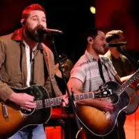 m_jordandaviskellyandmichael2025abc43678