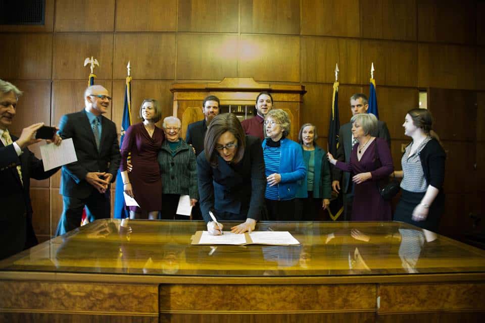 Motor Voter Bill Signed Into Law Horizon