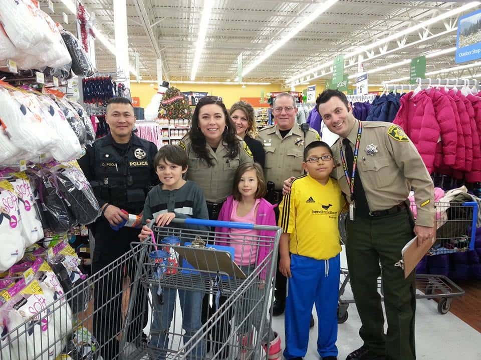 'Shop With A Cop' Accepting Donations | MyCentralOregon.com - Vimarsana News