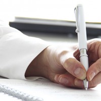 thinkstock_092315_leftywriting