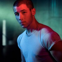 m_nickjonas1_092515