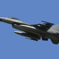 getty_101915_fighterjet