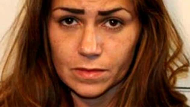 Erica Rapp Fugitive Mom Accused of Leading Police Chase With Child in Minivan ...