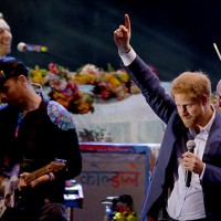 getty_62916_harrycoldplay