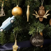 ht-harry-potter-christmas-tree-4-jt-161126_4x3_992
