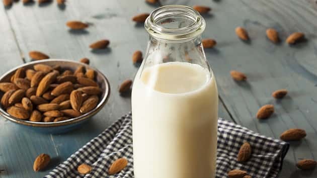 Consuming Raw Milk May Carry Bird Flu Risk - Vimarsana News