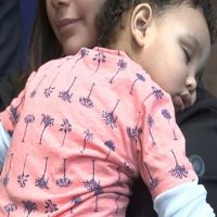 wabc_nypd_cop_saves_baby_041918