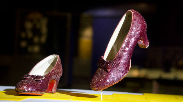 After Years Fbi Recovers Stolen Ruby Slippers From Wizard Of Oz 5427