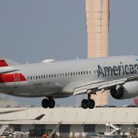 getty_031319_americanairlines737