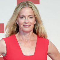 getty_elisabeth_shue_05082019