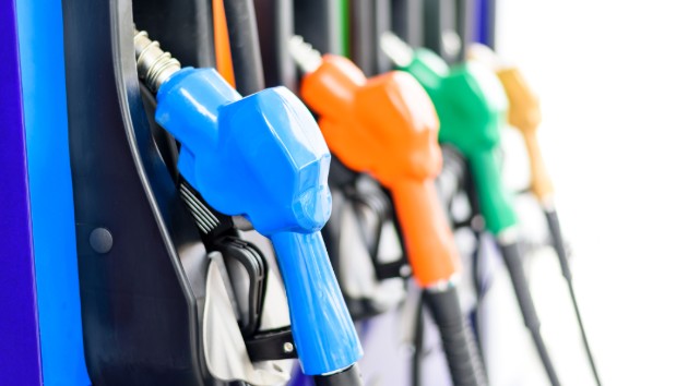 Crude Oil Prices Climb to Nine-month High, Sending Pump - Vimarsana News