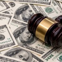 istock_71219_gavelmoney