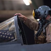 usmilitary-pilot-xk483-1114-ht-ps-190910_hpembed_3x2_992