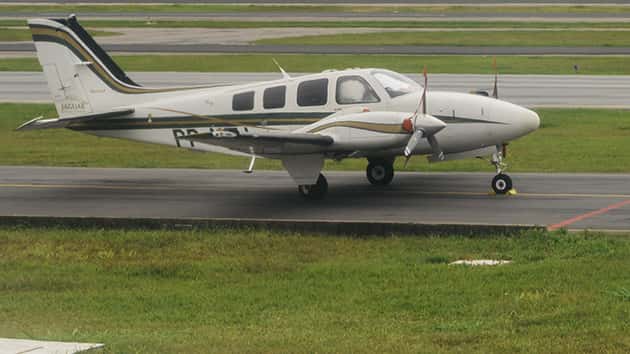 Two dead, one injured after small plane crashes into car in Florida ...