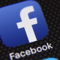 istock_110719_facebook