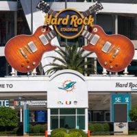 istock_0106201_hardrockstadiumsuperbowl