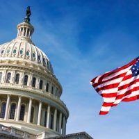 istock_11420_uscapbldgflag