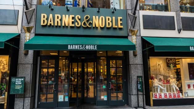 Barnes Noble Pulls Alternative Book Covers Following Criticism