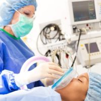 istock_4820_anesthesiologist