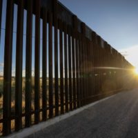 istock_52920_usmexborder