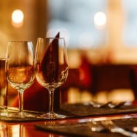 istock_8420_restauranttable