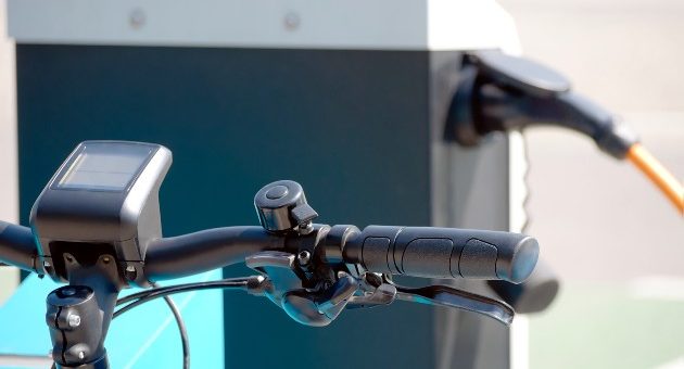 istock_81020_ebikecharging