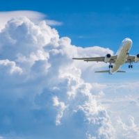 istock_10720_airplaneskies