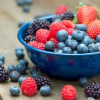 istock_11421_berriesbowl