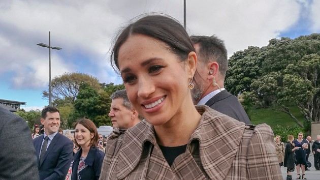 Duchess Meghan scores win in lawsuit against UK tabloid but trial will go forward - Vimarsana News