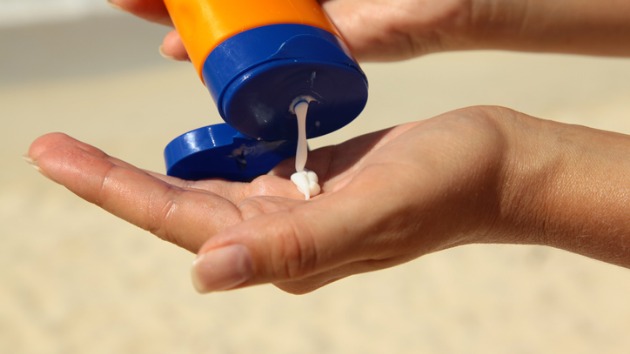 Dermatologists warn against TikTok sunscreen contouring hack - Vimarsana News