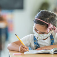istock_081121_childwithmask