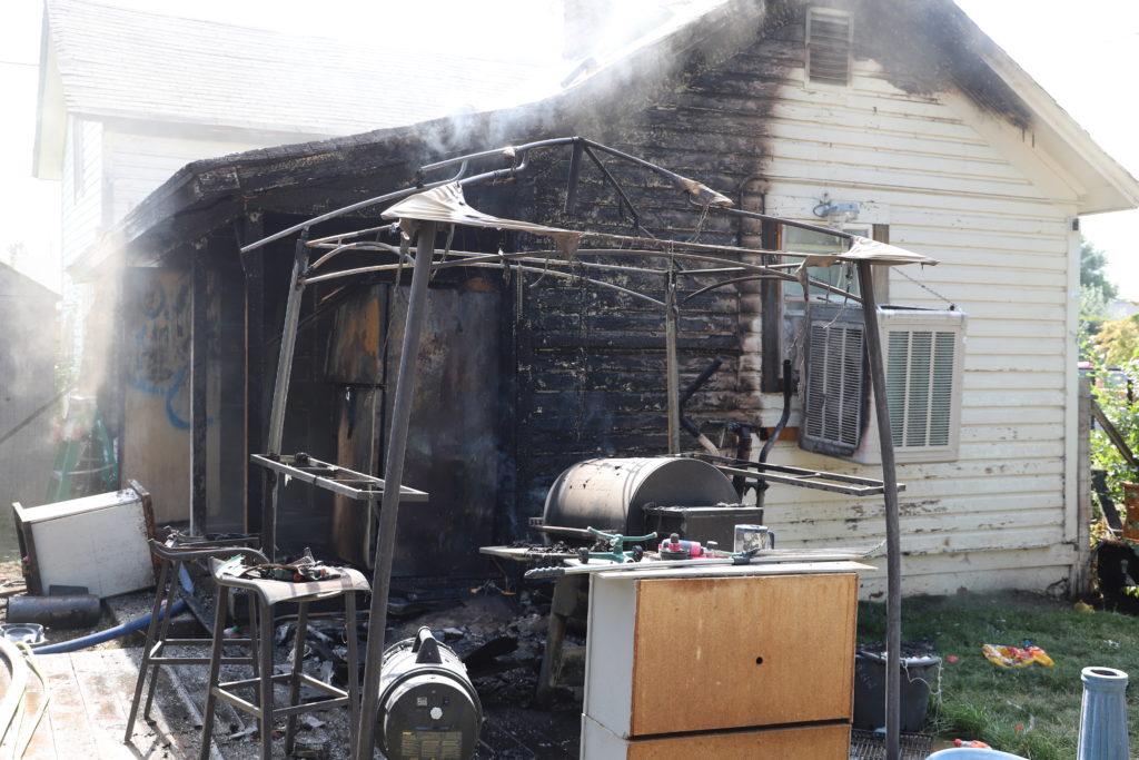 Passerby Alerts Family Of House Fire Horizon