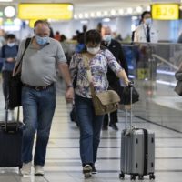 gettyimages_092821_holidaytravel_bloomberg