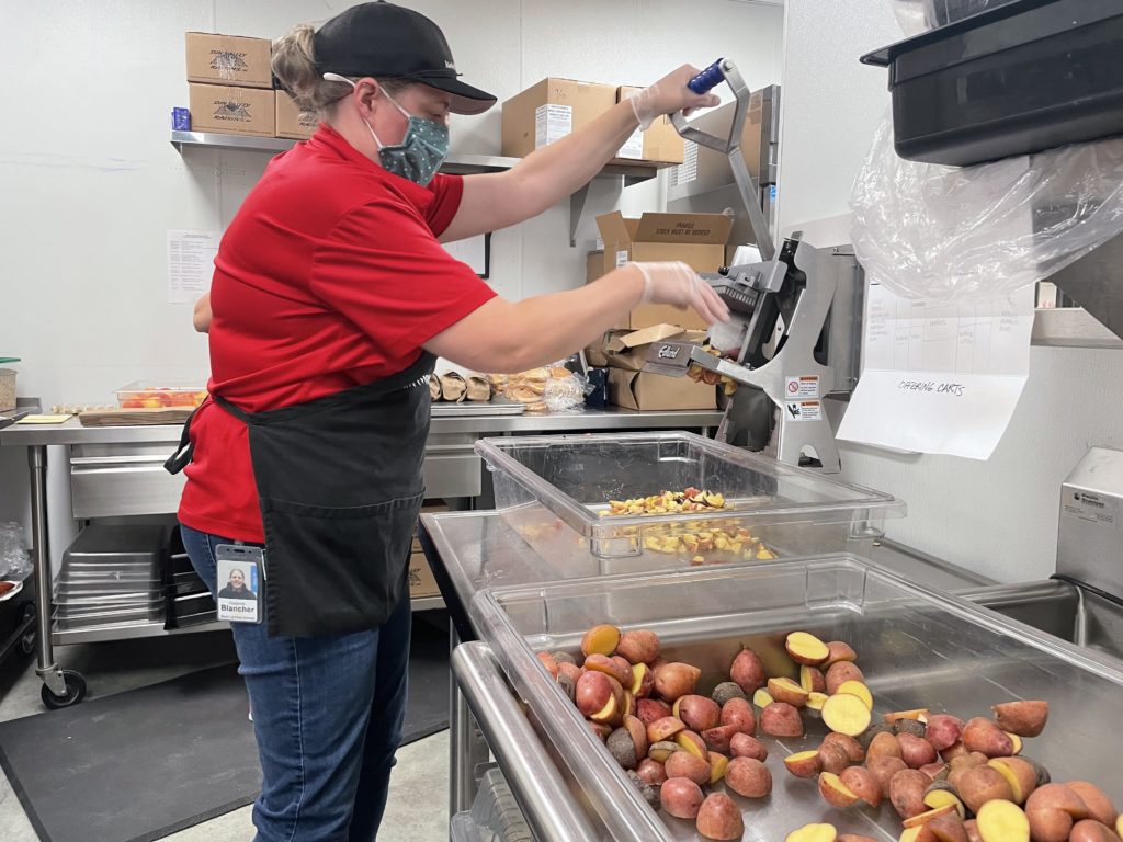 'Farm To School Month' Has Local Flavor | MyCentralOregon.com - Vimarsana News