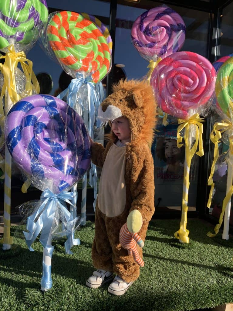 Old Mill Celebrates Halloween With Photo Stations - Vimarsana News