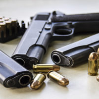 istock_11821_guns