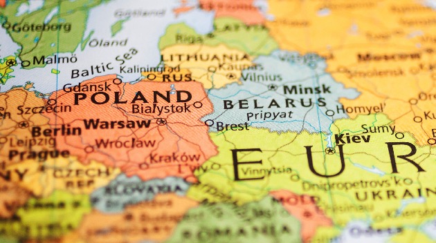 At the Poland-Belarus border, efforts to ease suffering among migrants - Vimarsana News