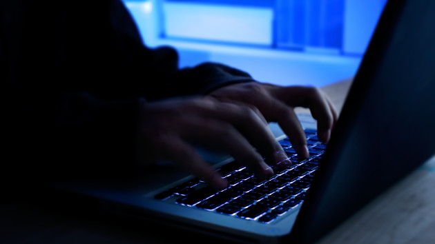 Meta disrupts social media misinformation campaigns targeting Ukrainians - Vimarsana News