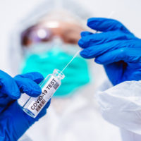 getty_33022_covidtestlab