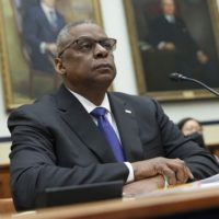 gettyimages_lloydaustin_040522