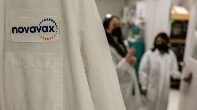 FDA advisers vote in favor of authorizing Novavax COVID-19 vaccine - Vimarsana News