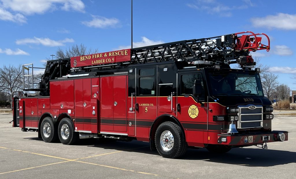 Ceremony For New Bend Fire Ladder Truck - Vimarsana News