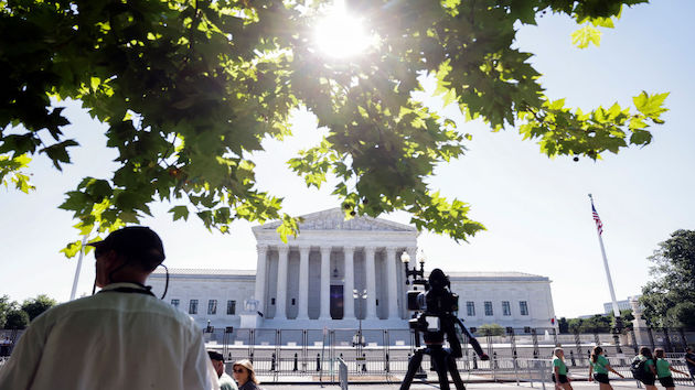 Supreme Court to hear redistricting case that could upend state election laws everywhere - Vimarsana News