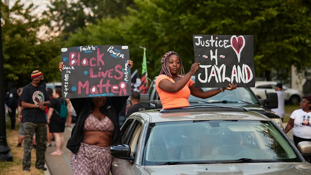 Jayland Walker had 46 gunshot wounds in his body, autopsy report reveals - Vimarsana News